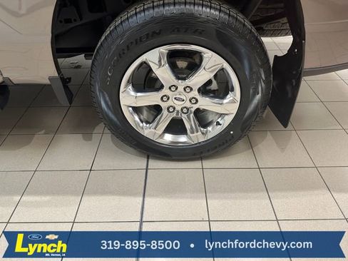 Used 2021 Ford F150 Lariat image 31