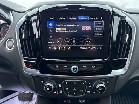 Used 2024 Chevrolet Traverse High Country image 25