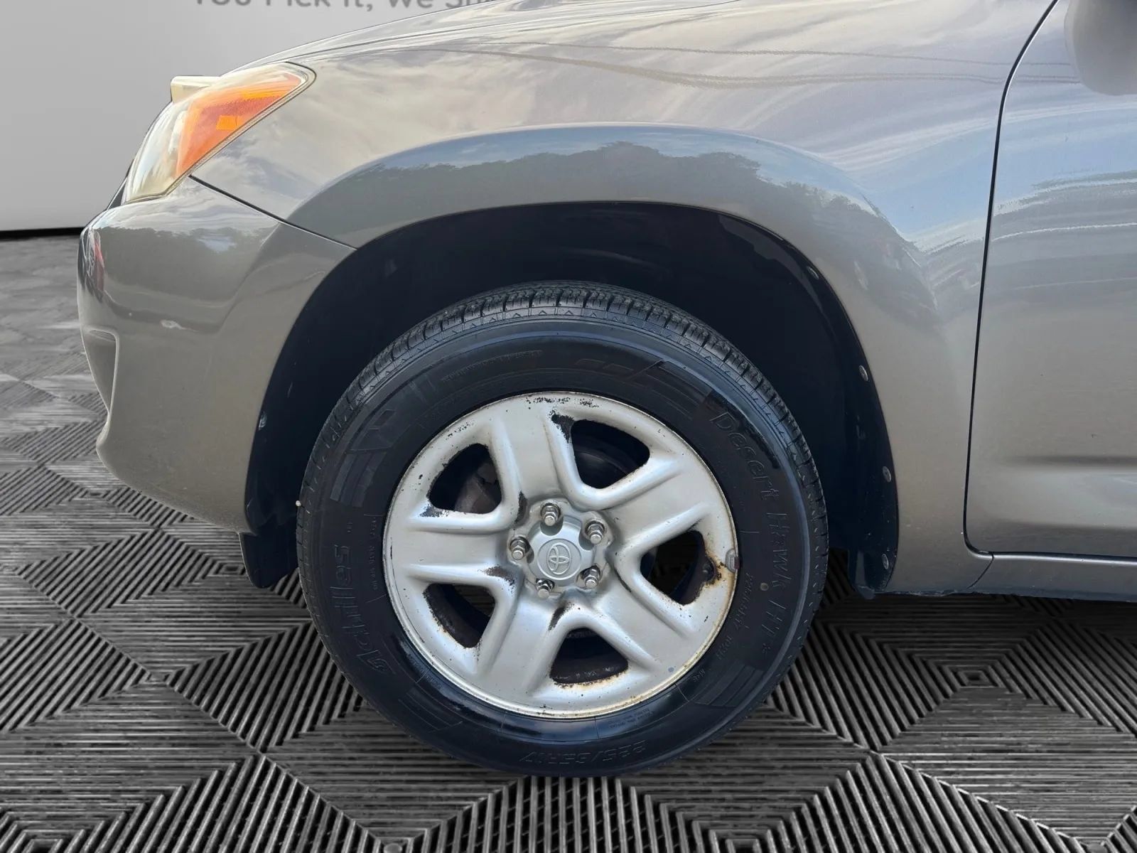 Used 2011 Toyota RAV4 4WD w/ Base L4 Extra Value Pkg image 9