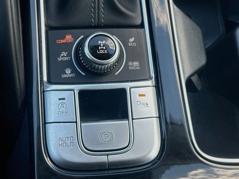 Used 2025 Kia Telluride S AWD/4WD image 26