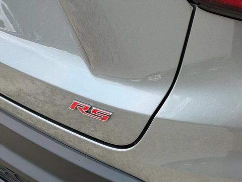 Used 2025 Chevrolet Trax RS w/ Sunroof Package FWD image 15