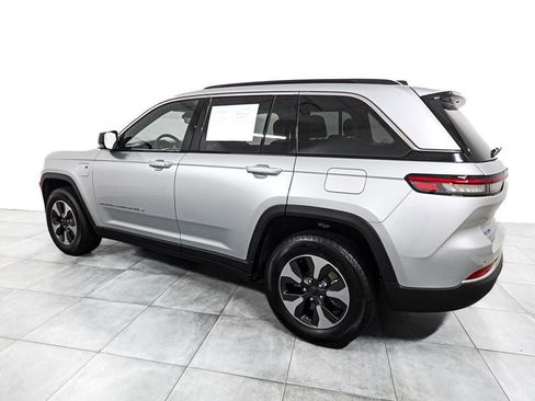 Used 2024 Jeep Grand Cherokee Limited 4xe AWD/4WD image 5