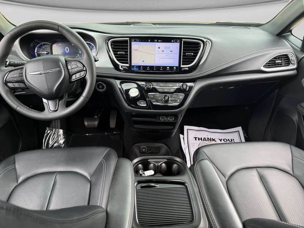 Used 2024 Chrysler Pacifica Limited FWD image 22