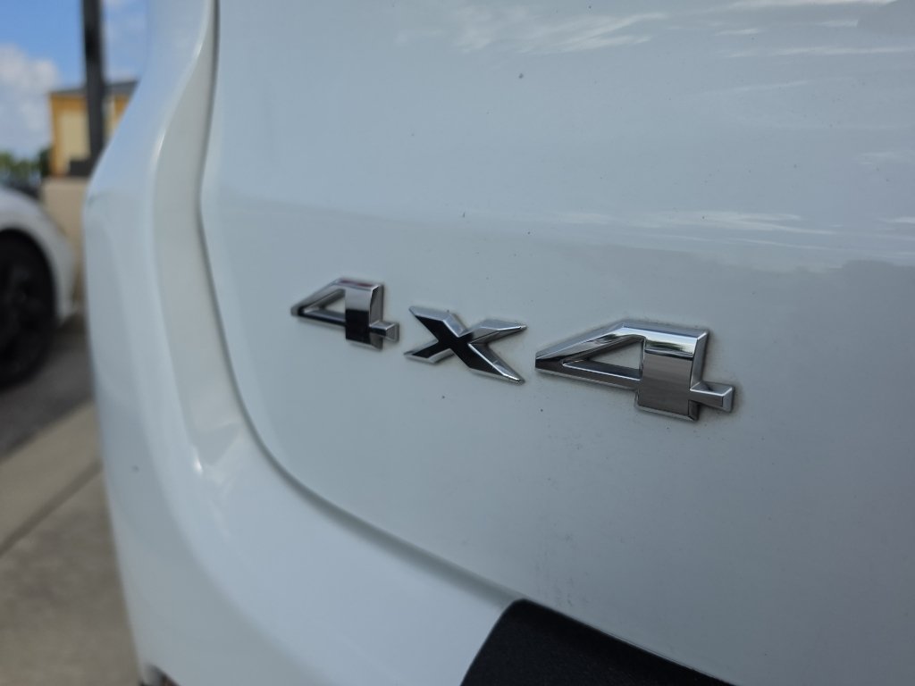 Used 2025 Jeep Compass Limited AWD/4WD image 15