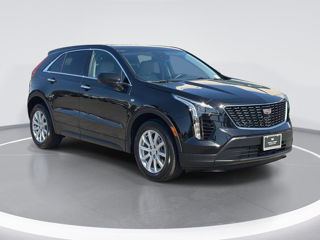 Certified 2023 Cadillac XT4 Luxury FWD image 1