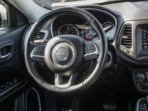Used 2020 Jeep Compass Latitude w/ Safety & Security Group FWD image 16