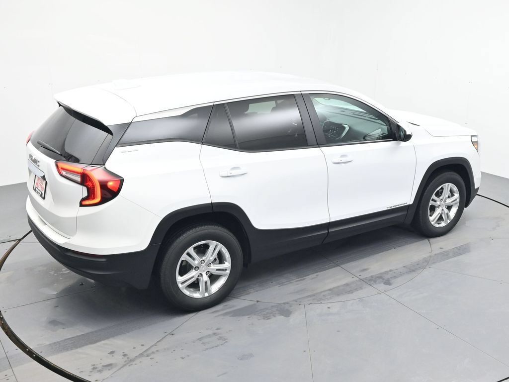 Used 2024 GMC Terrain SLE AWD/4WD image 7