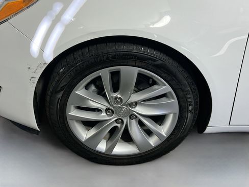 Used 2015 Buick Regal image 13