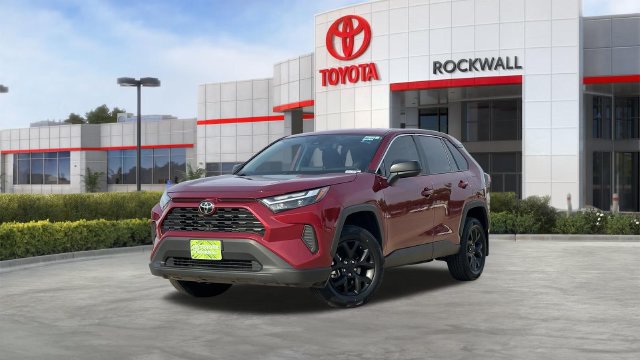 Used 2025 Toyota RAV4 LE FWD image 1