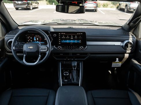 New 2026 Chevrolet Colorado LT w/ LT Convenience Package AWD/4WD image 11