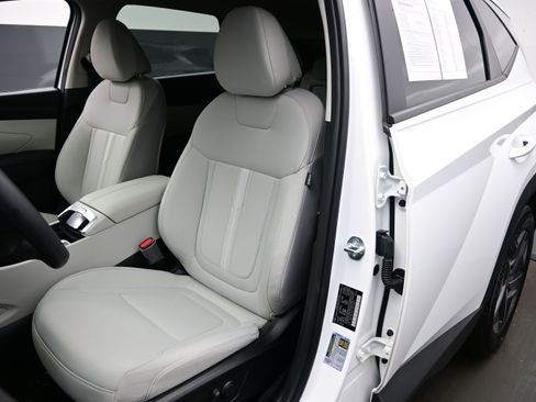 Used 2026 Hyundai Tucson SEL AWD/4WD image 12