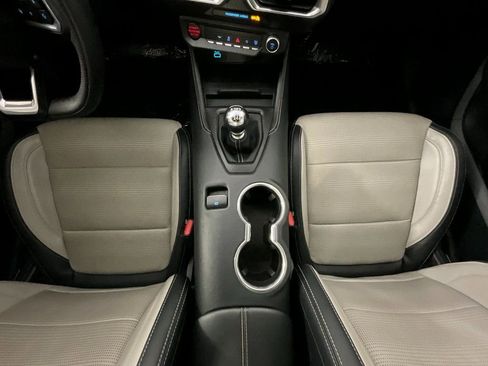 Used 2024 Ford Mustang GT Premium image 14