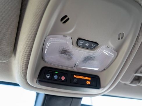 Used 2022 Buick Encore GX Select w/ Sport Touring Package image 36