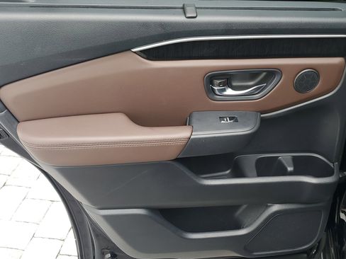 Used 2023 Honda Pilot Elite image 8