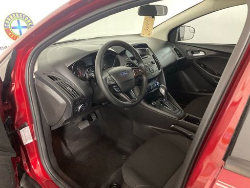 Used 2017 Ford Focus SE image 13