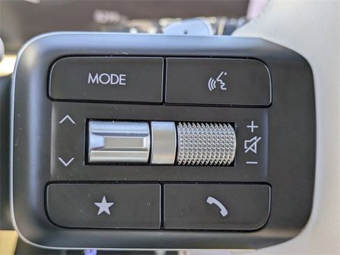 Used 2025 Hyundai Santa Fe Calligraphy image 29