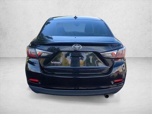 Used 2019 Toyota Yaris LE image 7