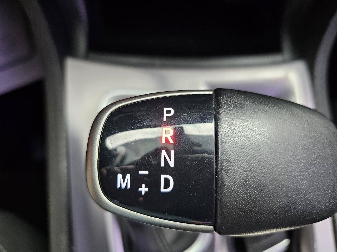 Used 2021 Dodge Charger SXT w/ Leather Interior Group RWD image 17