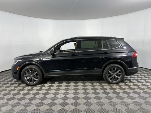 Used 2023 Volkswagen Tiguan SE image 10