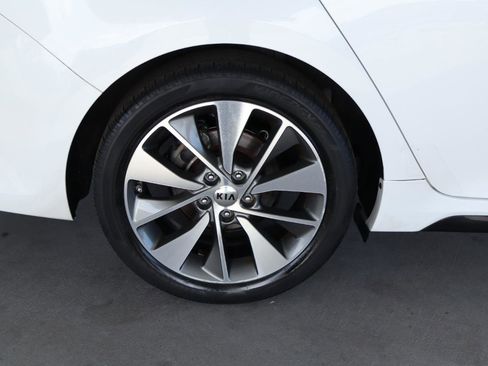 Used 2018 Kia Optima S w/ 18" Alloy Wheels Package image 6