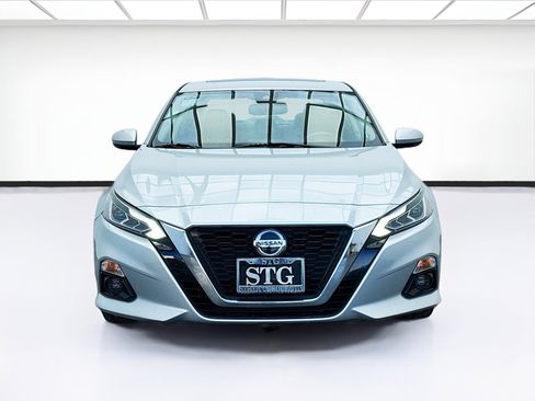 Used 2019 Nissan Altima 2.5 SL image 2