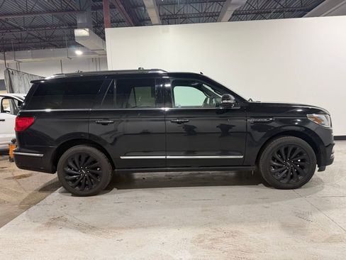 Used 2020 Lincoln Navigator Reserve w/ Equipment Group 208A Reserve image 5