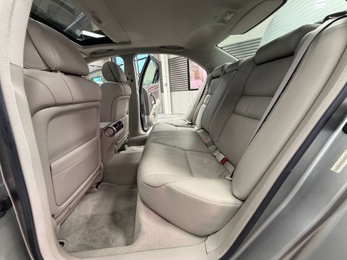 Used 2007 Acura RL w/ Technology Package AWD/4WD image 55