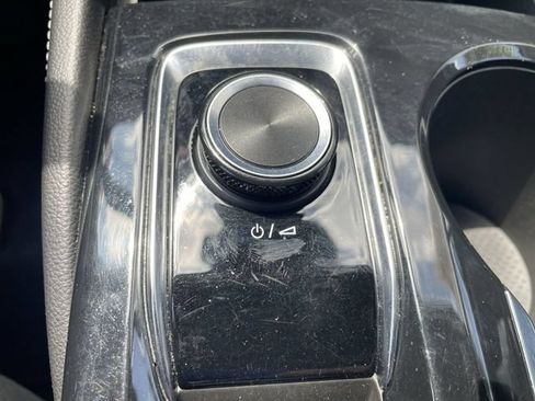 Used 2024 Buick Envision Preferred AWD/4WD image 34