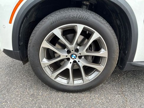 Used 2026 BMW X5 xDrive40i AWD/4WD image 10