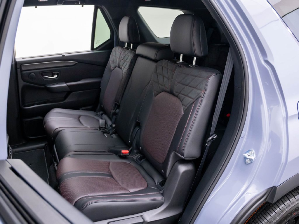 New 2026 Honda Pilot Black Edition image 21