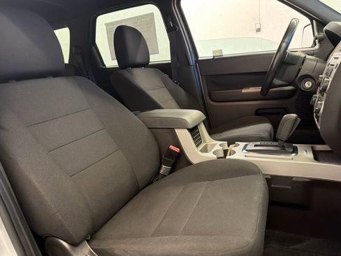 Used 2009 Ford Escape XLT image 26
