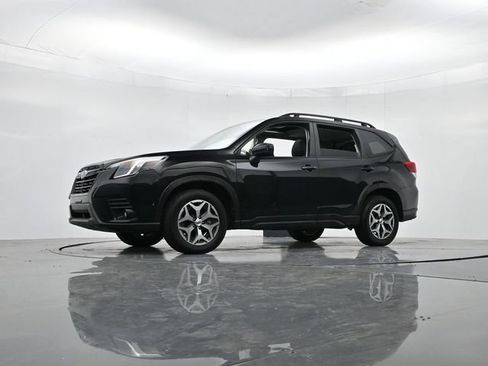 Used 2024 Subaru Forester Premium AWD/4WD image 39