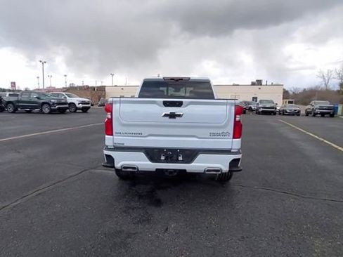 New 2026 Chevrolet Silverado 1500 High Country w/ Technology Package AWD/4WD image 7
