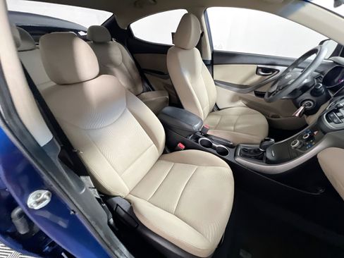 Used 2015 Hyundai Elantra SE w/ Option Group 02 FWD image 30