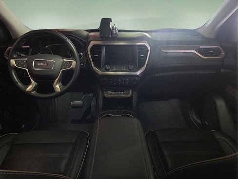 Used 2023 GMC Acadia Denali w/ Denali Ultimate Package FWD image 16