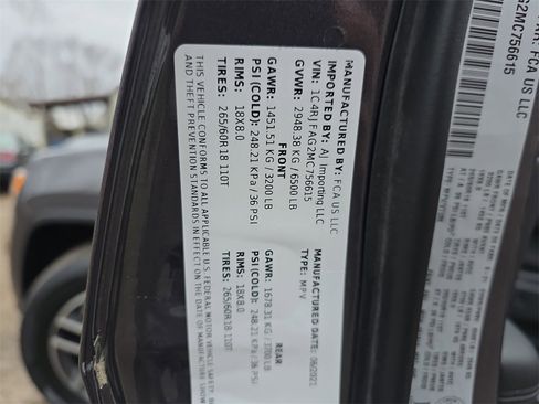 Used 2021 Jeep Grand Cherokee Laredo image 36