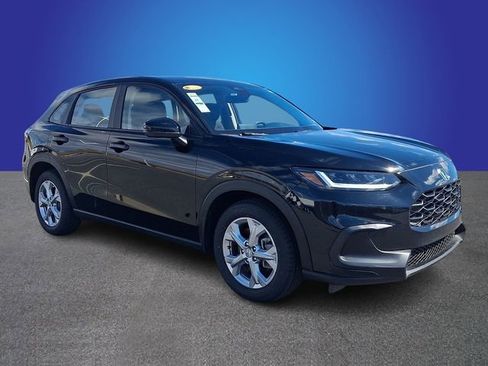 Used 2025 Honda HR-V LX image 3