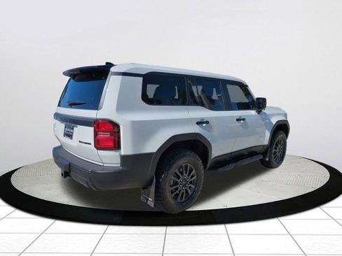 Used 2025 Toyota Land Cruiser Base image 3