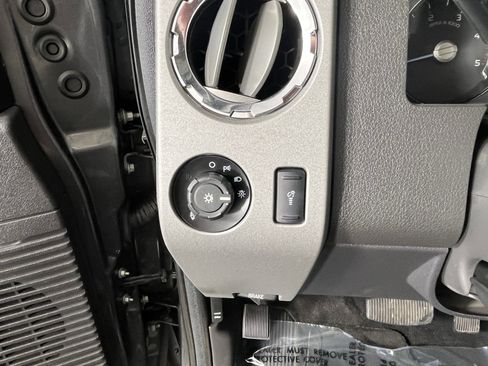 Used 2016 Ford F350 Lariat w/ Chrome Package AWD/4WD image 17