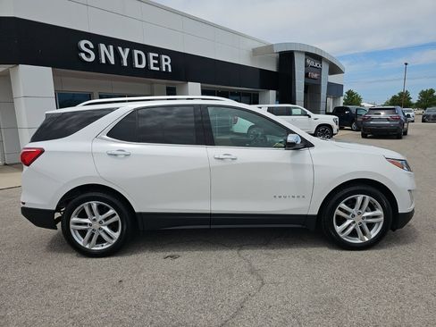 Used 2018 Chevrolet Equinox Premier FWD image 34