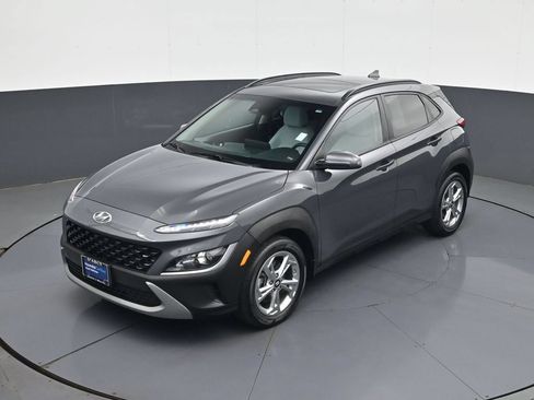 Certified 2023 Hyundai Kona SEL w/ Convenience Package AWD/4WD image 13