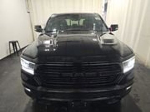 Used 2019 RAM 1500 Sport image 7