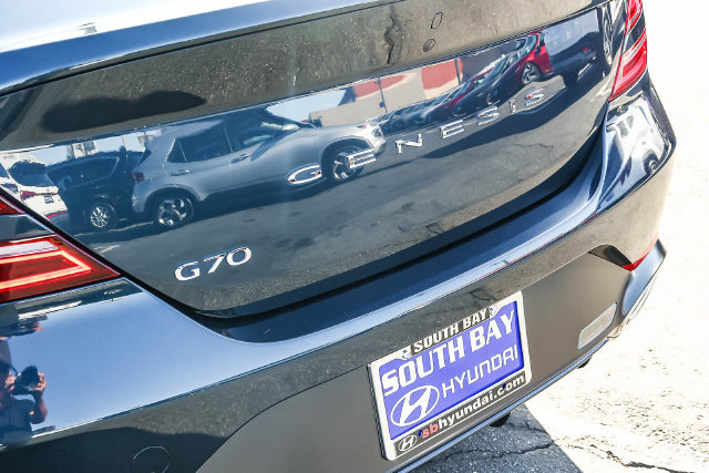 Used 2024 Genesis G70 2.5T RWD image 7