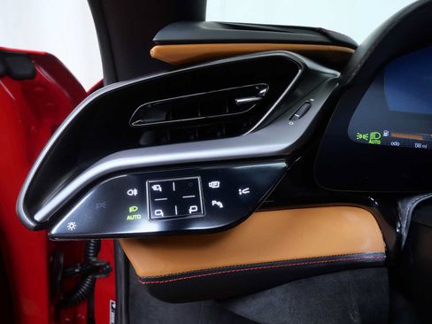 Used 2024 Ferrari SF90 Spider AWD/4WD image 29