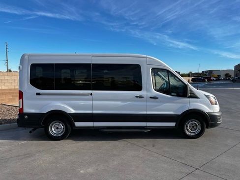 Used 2024 Ford Transit 350 XL image 3