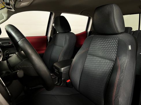 Certified 2021 Toyota Tacoma SR5 image 13