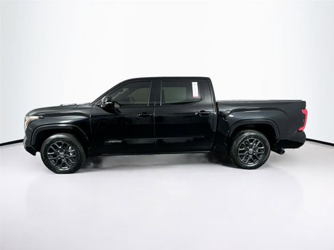 Used 2024 Toyota Tundra Platinum image 9