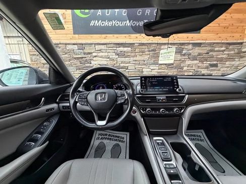 Used 2019 Honda Accord Touring image 19