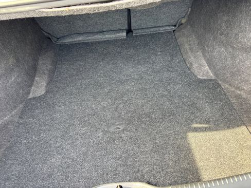 Used 2014 Chrysler 300 C image 10