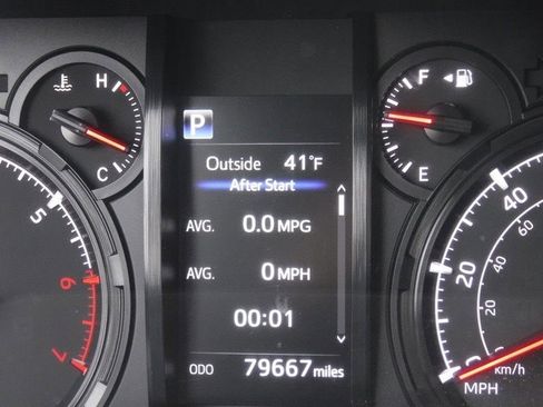 Used 2020 Toyota 4Runner SR5 image 35